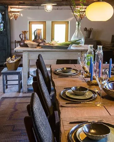 ベッド・アンド・ブレックファスト Taras Tarczyn Wleń